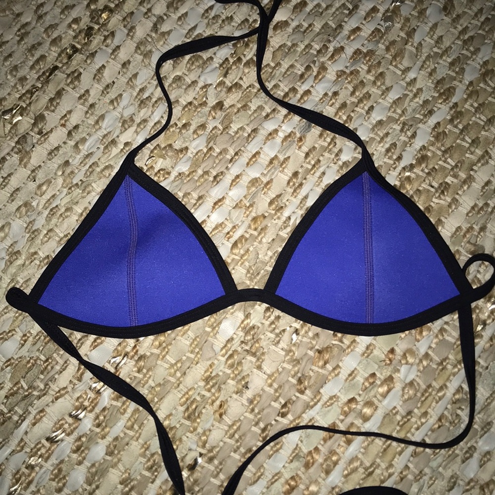 Triangl bikini top